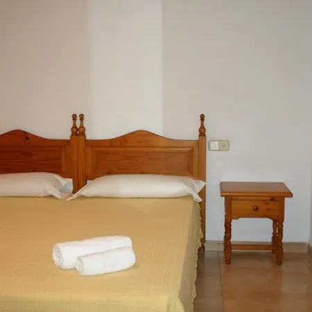Villa Clasica Con Piscina Privada Y Jardin, Cerca De La Playa, Ideal Familias Y Mascotas - Hisp-216-208